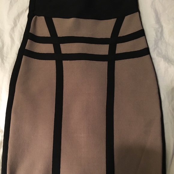 Herve Leger Skirt Size M New With Tags - Picture 5 of 6